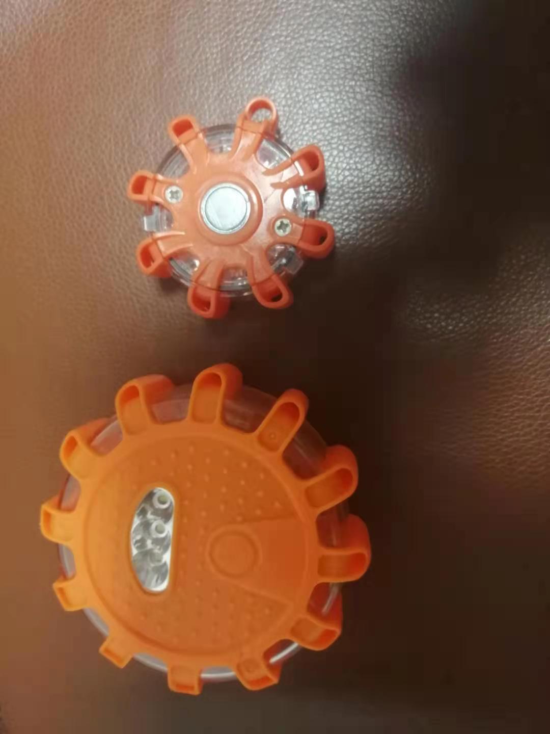 Specifications: Three Rechargeable Models, Quantity: 1pcs - Led Traffic Warning Light Car Accessory With Powerful Magnetic Attachment